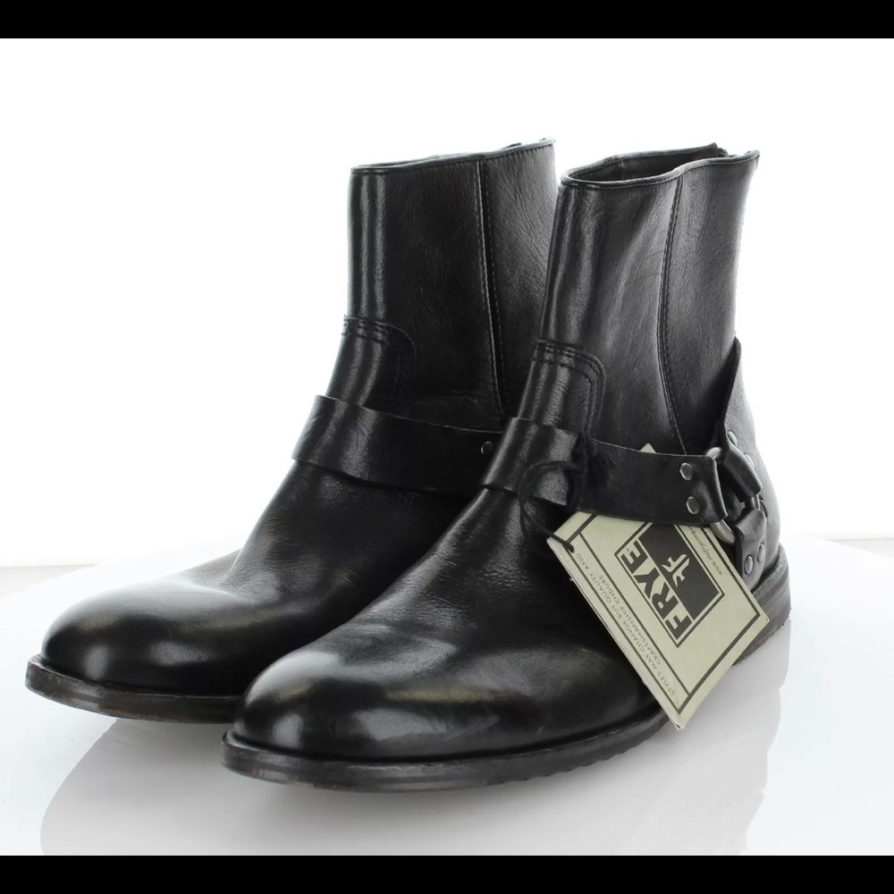 🔥 SALE Frye Sam Harness black leather boots 8.5
